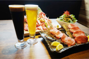 クラフトビールも飲めるカドウシ 錦糸町でこだわりの熟成肉・A4和牛・熟成タンに舌鼓