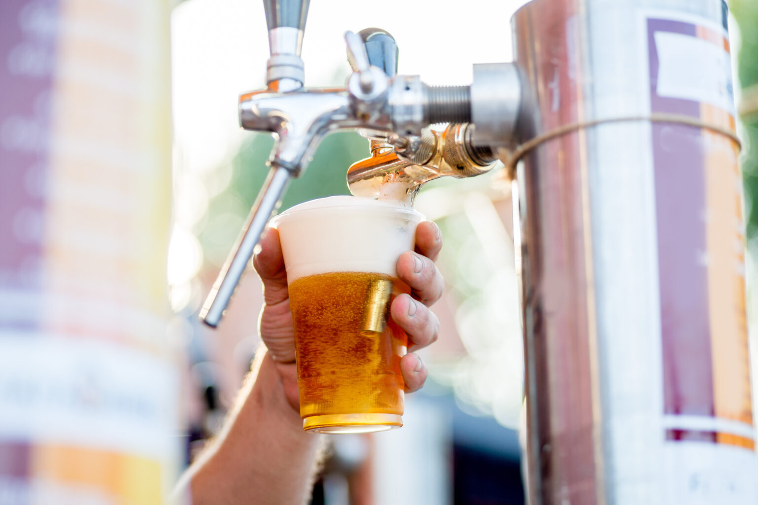 タップルームの魅力とは？ バーとの違いも解説 クラフトビールのメディア BrewingJapan（ブルーイングジャパン）